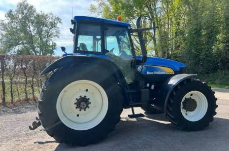 New Holland TM175 New Holland TM175
