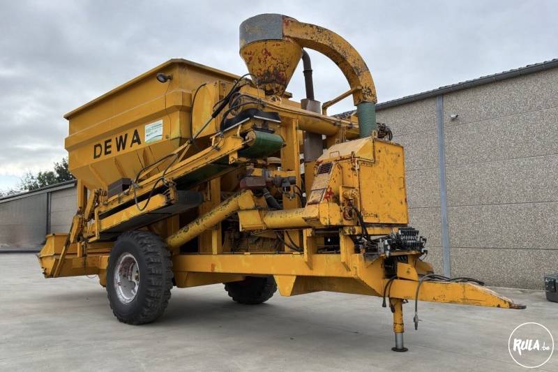Dewa getrokken mobiele voedermaalmolen