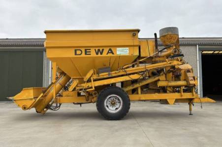 Dewa getrokken mobiele voedermaalmolen
