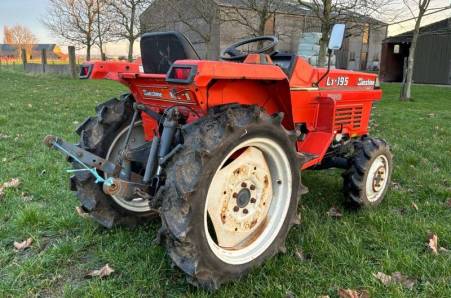 Kubota Sunshine L1-195 tractor Kubota Sunshine L1-195 tractor