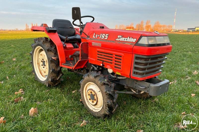 Kubota Sunshine L1-195 tractor Kubota Sunshine L1-195 tractor