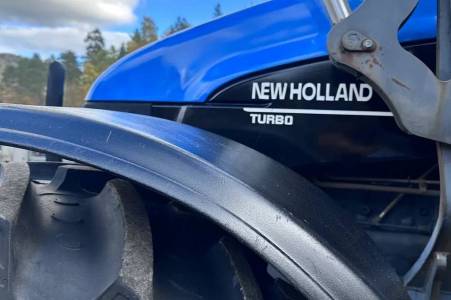New Holland TS115 trubo 