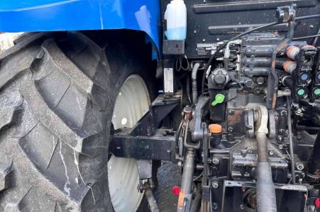 New Holland T5.115  
