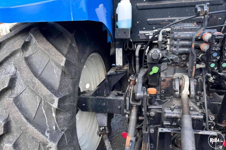 New Holland T5.115  