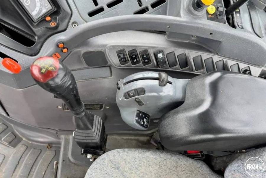 New Holland TS115A 