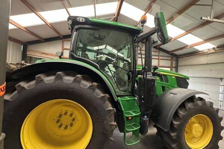 John Deere 6R185  John Deere 6R185