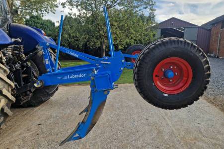 Lemken Labrador 160 Lemken Labrador 160
