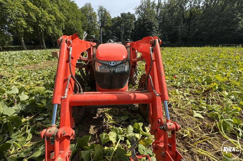 Kubota, M4072