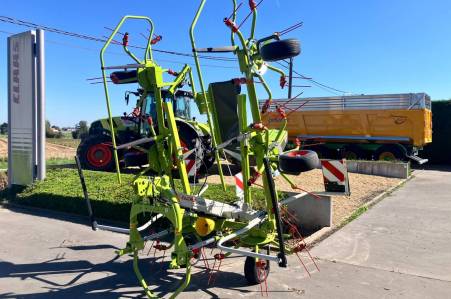 Claas Volto 700 