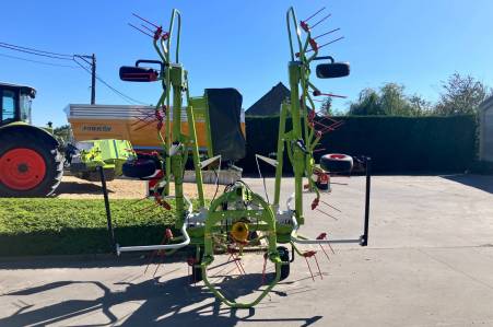 Claas Volto 700 