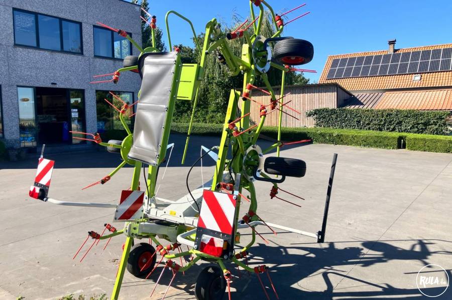 Claas Volto 700 
