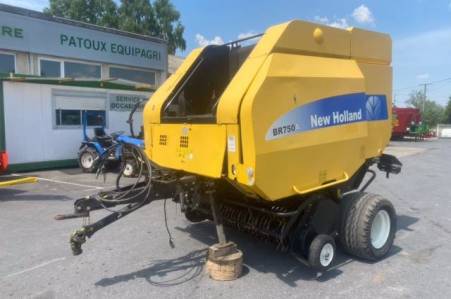 New Holland, BR 750