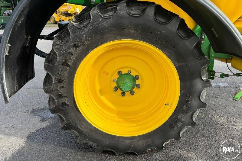 John Deere, 832