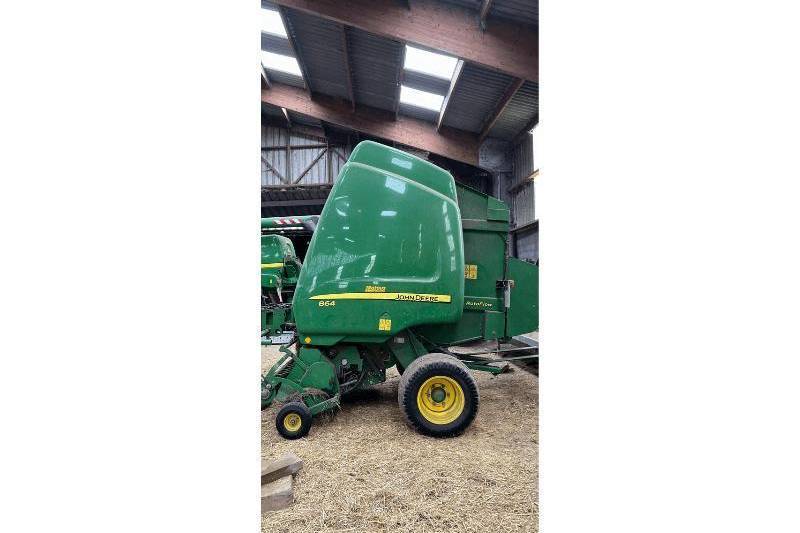 John Deere, 864