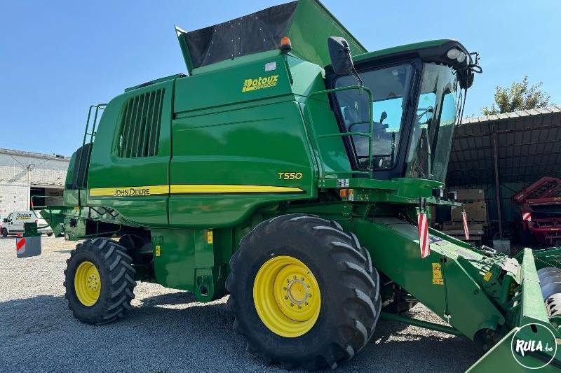 John Deere, T550