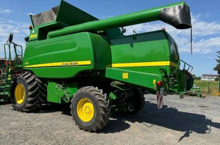 John Deere, T550