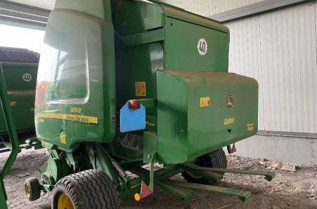 John Deere, 864