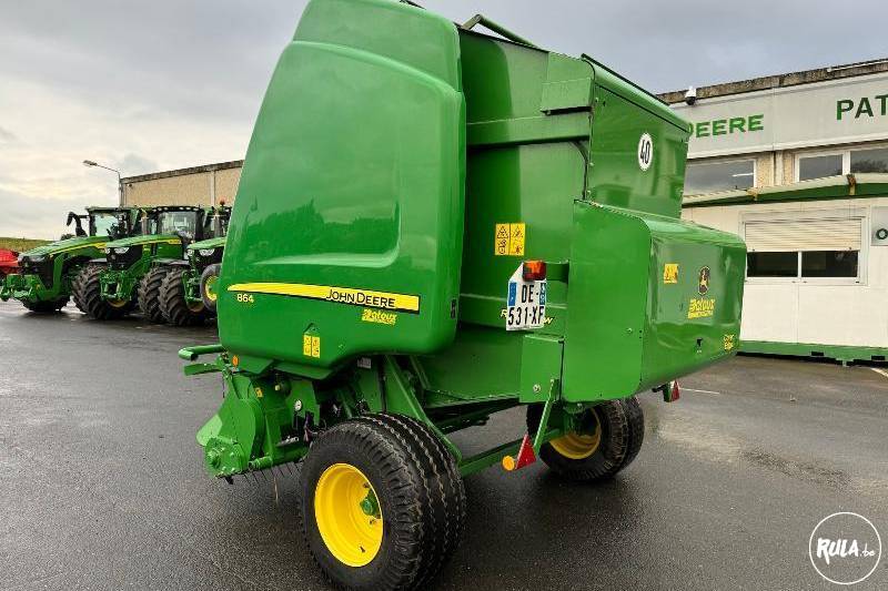 John Deere, 864