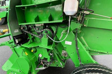 John Deere, 864