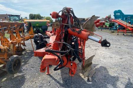 Kuhn, VARIMASTER 153