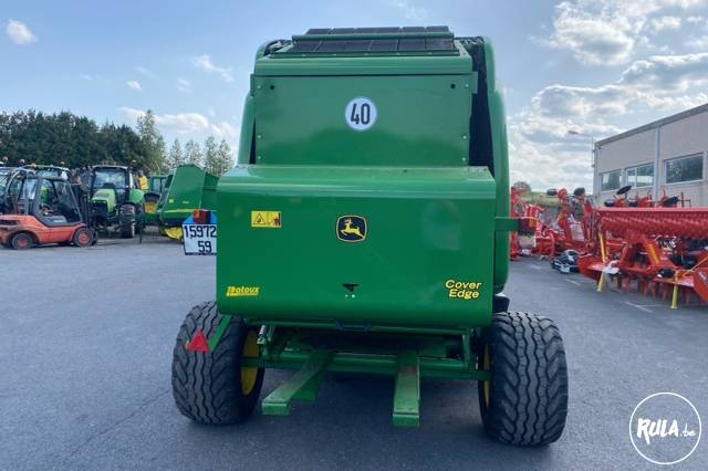 John Deere, 864