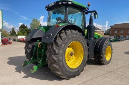 John Deere, 8370R