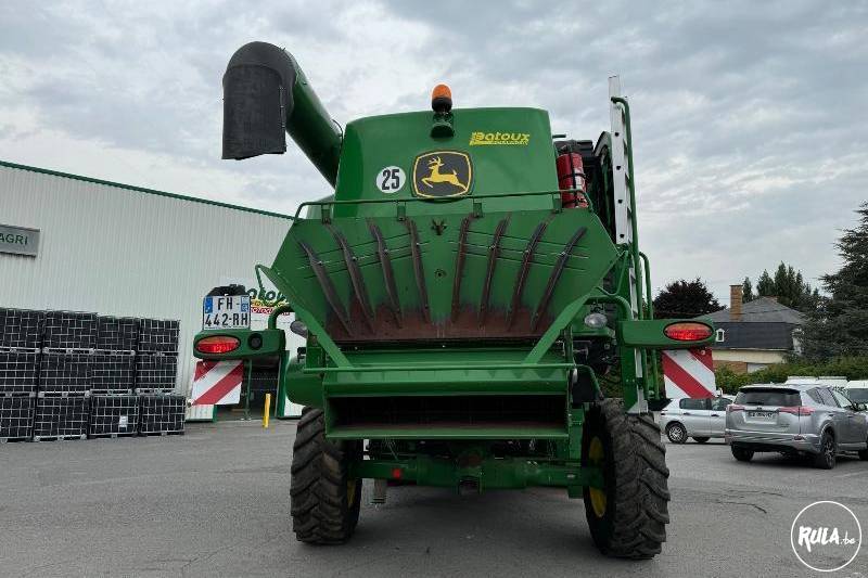 John Deere, W540