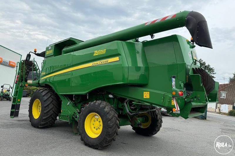 John Deere, W540