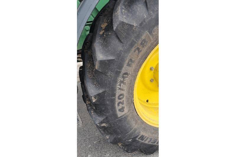 John Deere, 6130R