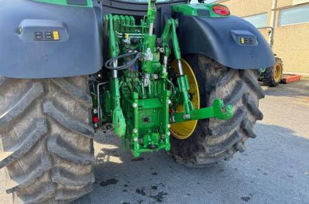 John Deere, 6R185