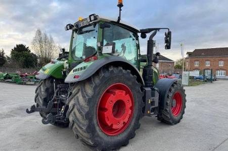 Fendt, 724 PROFI PLUS