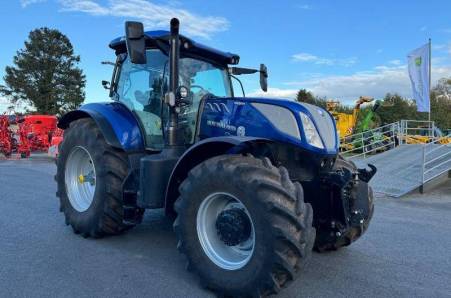 New Holland, T7.270 AC