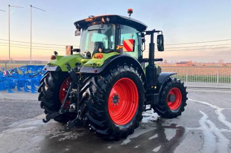 Claas Arion 650 CIS+ 