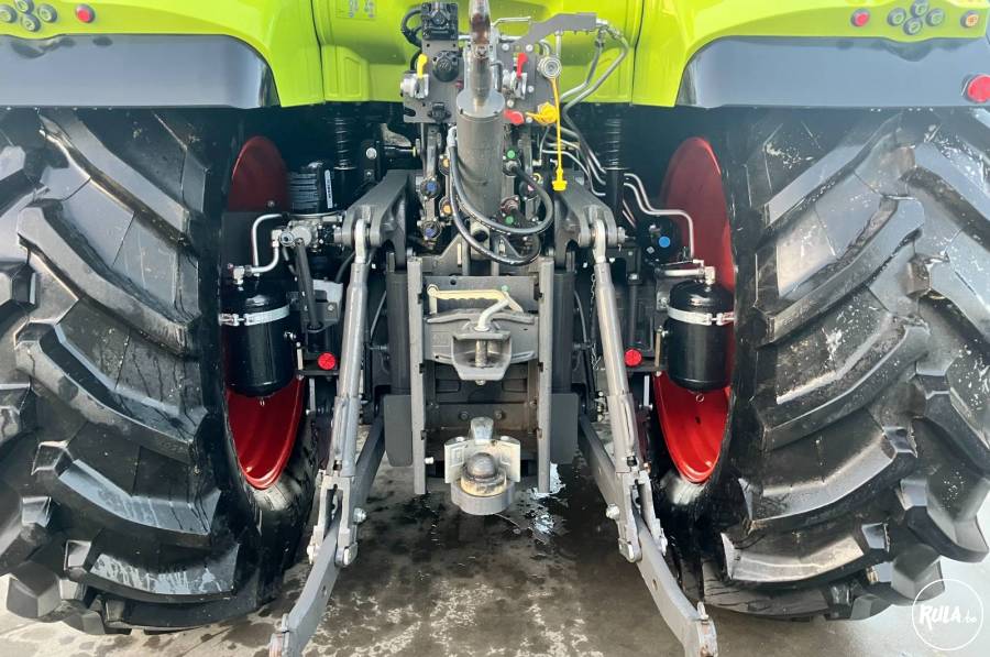 Claas Arion 650 CIS+ 