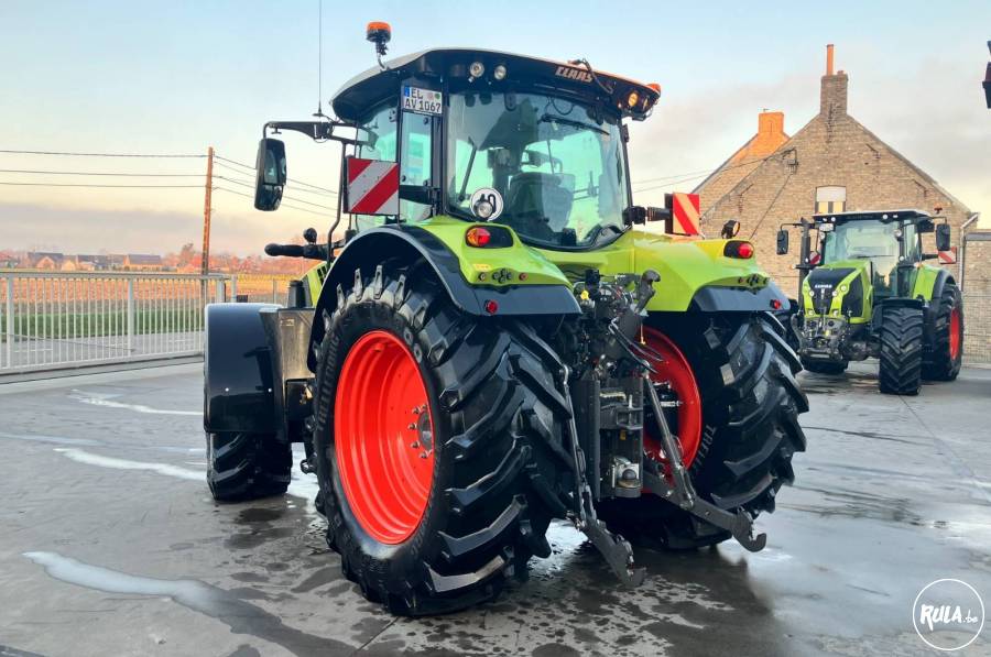 Claas Arion 650 CIS+ 