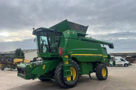 John Deere, T660