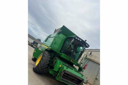 John Deere, T660