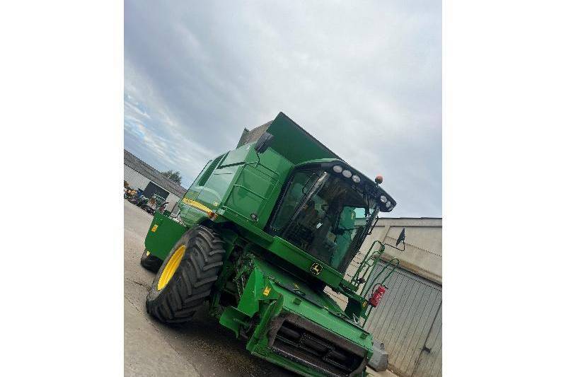John Deere, T660