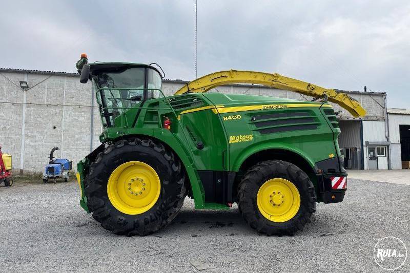 John Deere, 8400