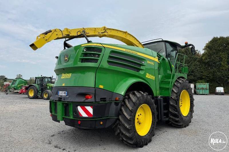 John Deere, 8400