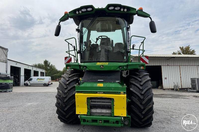 John Deere, 8400