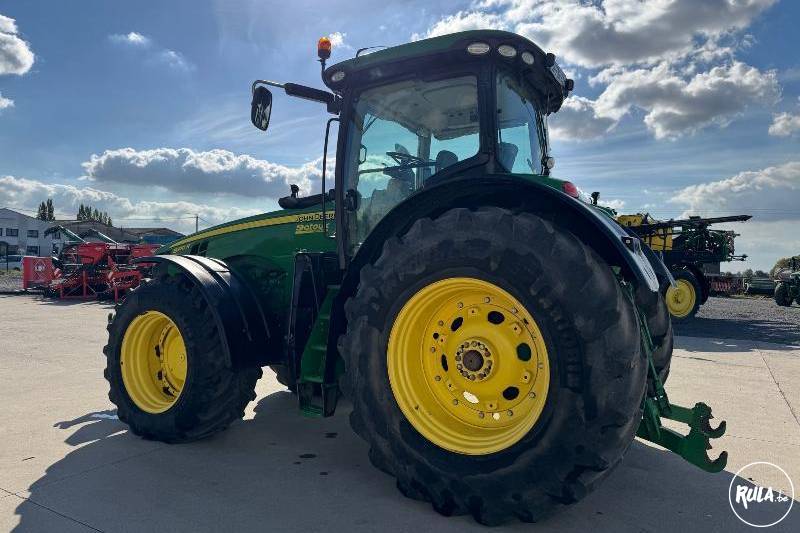 John Deere, 8370R