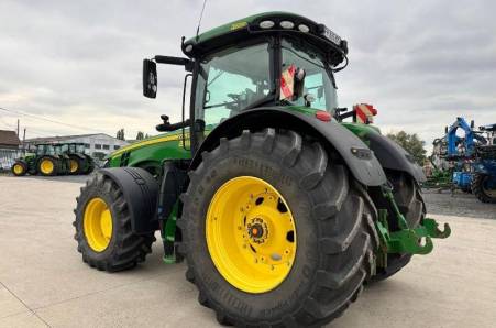 John Deere, 8370R