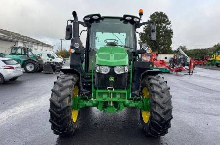 John Deere, 6120M