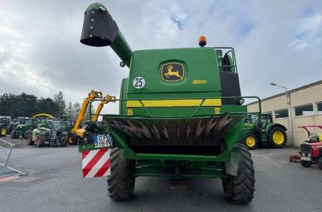 John Deere, T560