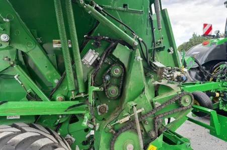 John Deere, V461R