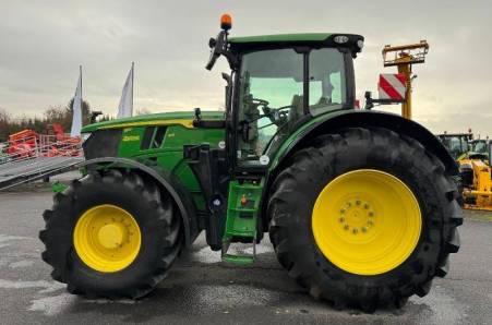 John Deere, 6R215 John Deere, 6R215