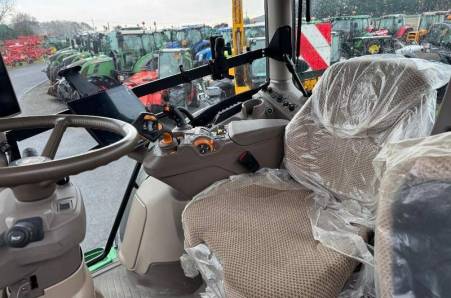 John Deere, 6R215 John Deere, 6R215