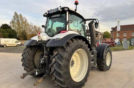 Valtra, T175