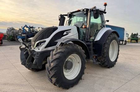 Valtra, T175